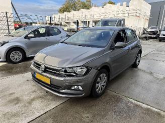 skadebil auto Volkswagen Polo 1.0 TSI Comfortline Business-NACI-CLIMA-PDC 2019/10