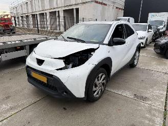 Coche accidentado Toyota Aygo X 1.0 VVT-i  First AUTOMAAT -NAVI-CAMERA-LED 2022/12