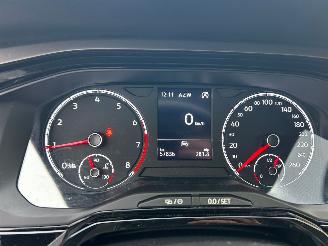 Volkswagen Polo 1.0 TSI R-Line Edition -NAVI-PDC-CRUISE picture 8