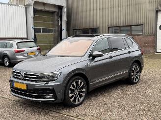Voiture accidenté Volkswagen Tiguan Allspace 1.5 TSI DSG R-Line Pano Nap Geen Schade 2019/10