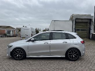 Mercedes B-klasse 220D 190Pk Premium Plus AMG Pakket Pano Memory Sfeerverlichting Trekhaak picture 3