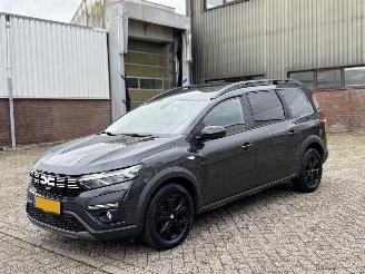 krockskadad bil auto Dacia Jogger 1.0 Tce Extreme 7Persoons Geen Schade 2022/8