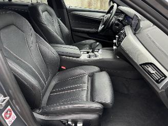 BMW 5-serie 530e iPerformance High Executive M-Pakket Harman Kardon 360Camera Head-Up Geen Schade! picture 14