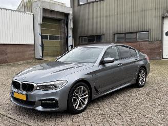 škoda osobní automobily BMW 5-serie 530e iPerformance High Executive M-Pakket Harman Kardon 360Camera Head-Up Geen Schade! 2017/4