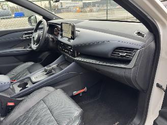 Nissan Qashqai 1.3 MHEV Automaat Xtronic Bussines Executive Bose Glasdak Head-Up 360Camera picture 17