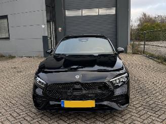 Mercedes A-klasse 180 AMG Pakket Facelift! NAP Nederlandse Auto picture 3