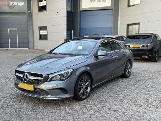 Unfallwagen Mercedes Cla-klasse 180 Ambition Automaat Pano 2017/3