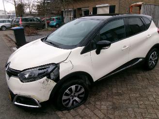 Coche accidentado Renault Captur TCE LIMITED CLIMA NAVI 2017/4