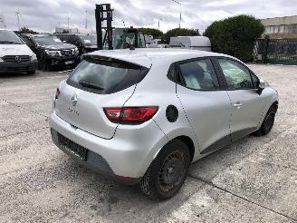 Salvage car Renault Clio 1.2 2014/10