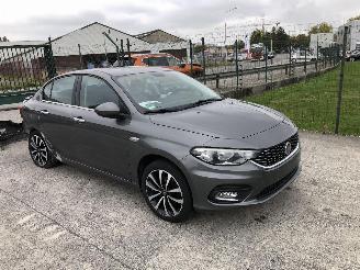 Coche siniestrado Fiat Tipo 1.6 MULTIJET 120 2016/3