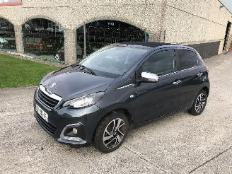 uszkodzony samochody osobowe Peugeot 108 1.2   CABRIO 2015/5