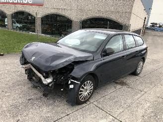 Peugeot 308 1.2 TURBO picture 4