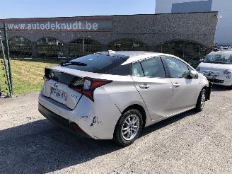 Voiture accidenté Toyota Prius HYBRIDE 2021/1