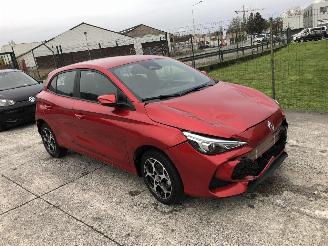 skadebil auto MG 3 1.5 HYBRIDE 2024/10