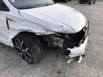 Volkswagen Polo 2.0 TSI   DSG picture 12