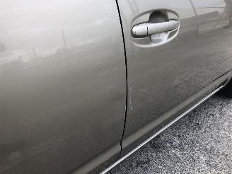 Toyota Prius HYBRIDE picture 11