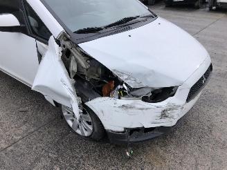 Mitsubishi Colt  picture 4