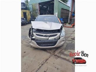 Vrakbiler auto Hyundai I-20 i20, Hatchback, 2008 / 2015 1.2i 16V 2010/9