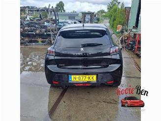 Vrakbiler auto Peugeot 208 208 II (UB/UH/UP), Hatchback 5-drs, 2019 1.2 Vti 12V PureTech 100 2021/11