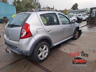 Dacia Sandero Sandero I (BS), Hatchback, 2008 / 2013 1.6 picture 3
