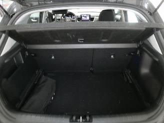 Kia Stonic  picture 18