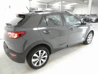 Kia Stonic  picture 10