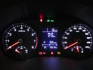 Kia Stonic  picture 14