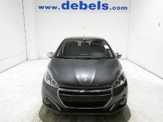 skadebil auto Peugeot 208  2016/4