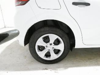 Dacia Sandero III ESSENTIA picture 16