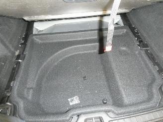 Volvo V-60 2.0D picture 23