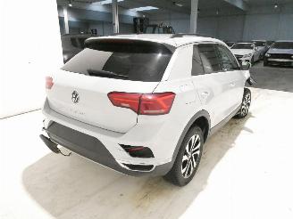 Volkswagen T-Roc ACTIVE picture 12