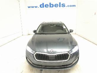 Schadeauto Skoda Octavia AMBITION 2022/2