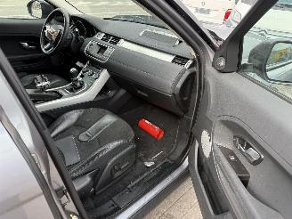 Land Rover Range Rover Evoque 2.2 picture 15
