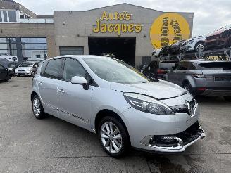 Schadeauto Renault Scenic PRIVILEGE 2013/5