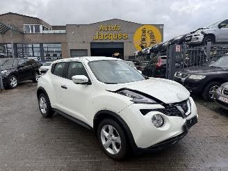 damaged passenger cars Nissan Juke 1.6I AUTOMAT 2016/4