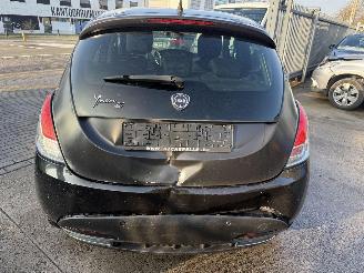 Lancia Ypsilon S BY MOMO picture 6