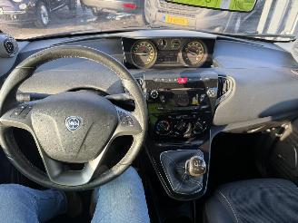 Lancia Ypsilon S BY MOMO picture 18