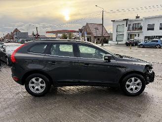 Volvo Xc-60 MOMENTUM picture 6