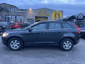 Schadeauto Volvo Xc-60 MOMENTUM 2011/6