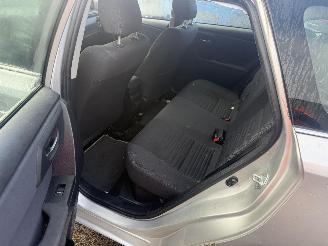 Toyota Auris HYBRID BREAK picture 16