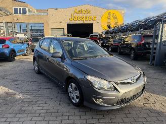 Coche accidentado Hyundai I-30 1.4I COMFORT 2010/8