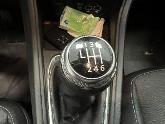 Renault Captur  picture 15