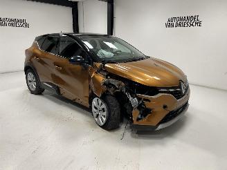 Schadeauto Renault Captur INTENS 2021/2