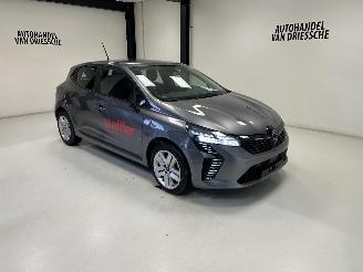 Auto incidentate Renault Clio  2025/3