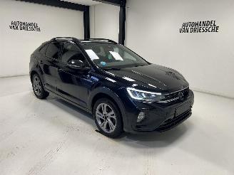 krockskadad bil auto Volkswagen Taigo R-LINE / DSG 2022/5