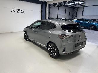 Renault Clio AUTOMATIQUE picture 5