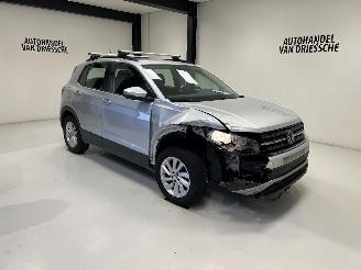 Schadeauto Volkswagen T-Cross  2023/12