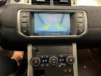 Land Rover Range Rover Evoque 4X4 picture 13