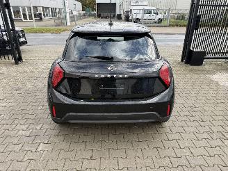 Mini Cooper Nieuw model! picture 5