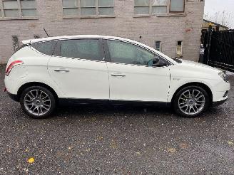 škoda osobní automobily Lancia Delta ORO 2010/4